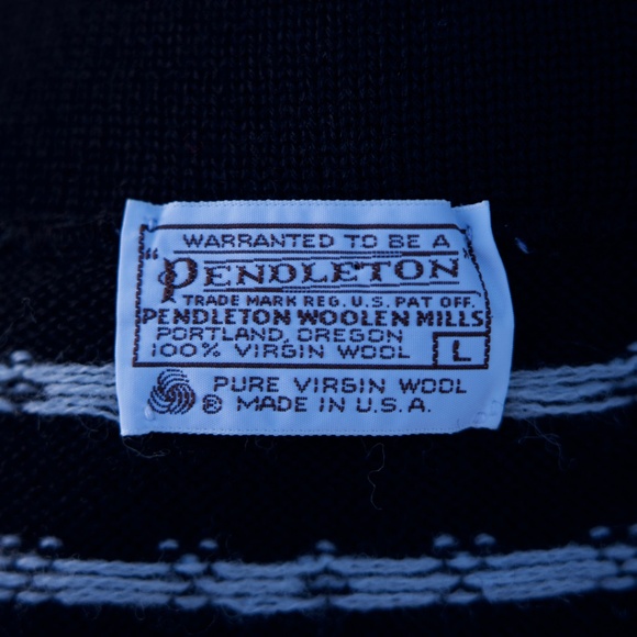 Vintage Pendleton 100% Virgin Wool Reindeer Snowflake Cardigan Sweater Woman's L - Picture 16 of 17